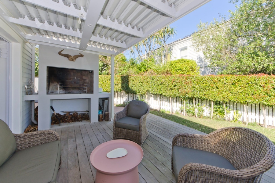 4 Bedroom Property for Sale in Thesen Islands Western Cape